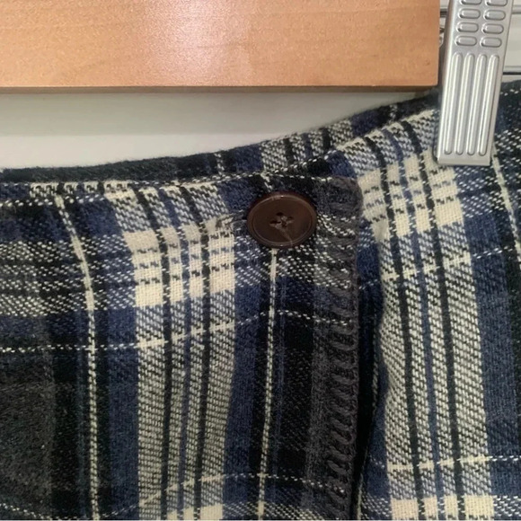 Herman Geist Wool Blend Dark Academia Plaid Wrap Front Mini Skirt Size 4P - Picture 4 of 6